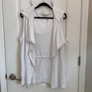 Fabletics NWOT White Hooded Sleeveless Vest